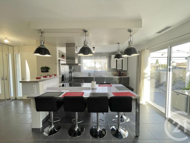 maison à vendre - 5 pièces - 121.49 m2 - LUNEL - 34 - LANGUEDOC-ROUSSILLON - Century 21 Pays De Lunel