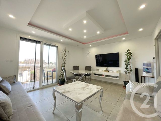 Appartement T4 à vendre - 4 pièces - 78.69 m2 - LUNEL - 34 - LANGUEDOC-ROUSSILLON - Century 21 Pays De Lunel