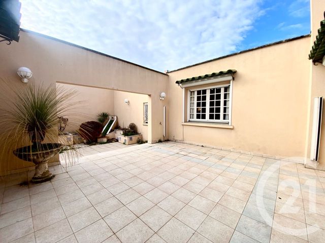 maison à vendre - 12 pièces - 229.37 m2 - LUNEL - 34 - LANGUEDOC-ROUSSILLON - Century 21 Pays De Lunel