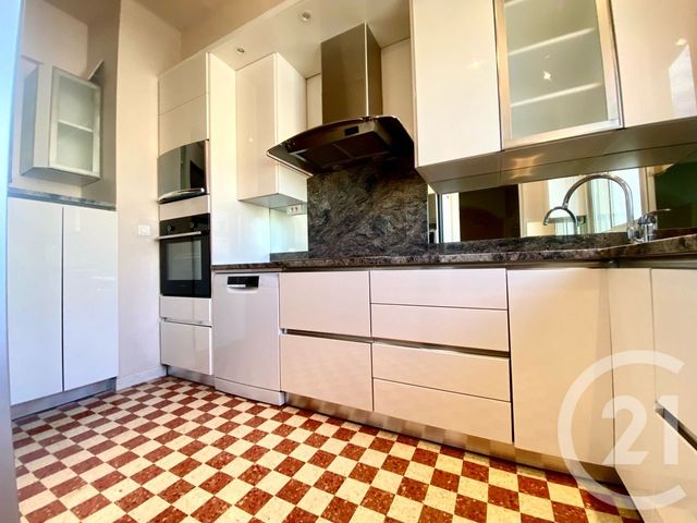 maison à vendre - 12 pièces - 229.37 m2 - LUNEL - 34 - LANGUEDOC-ROUSSILLON - Century 21 Pays De Lunel