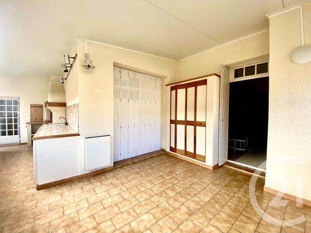 maison à vendre - 12 pièces - 229.37 m2 - LUNEL - 34 - LANGUEDOC-ROUSSILLON - Century 21 Pays De Lunel