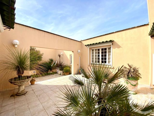 maison à vendre - 12 pièces - 229.37 m2 - LUNEL - 34 - LANGUEDOC-ROUSSILLON - Century 21 Pays De Lunel
