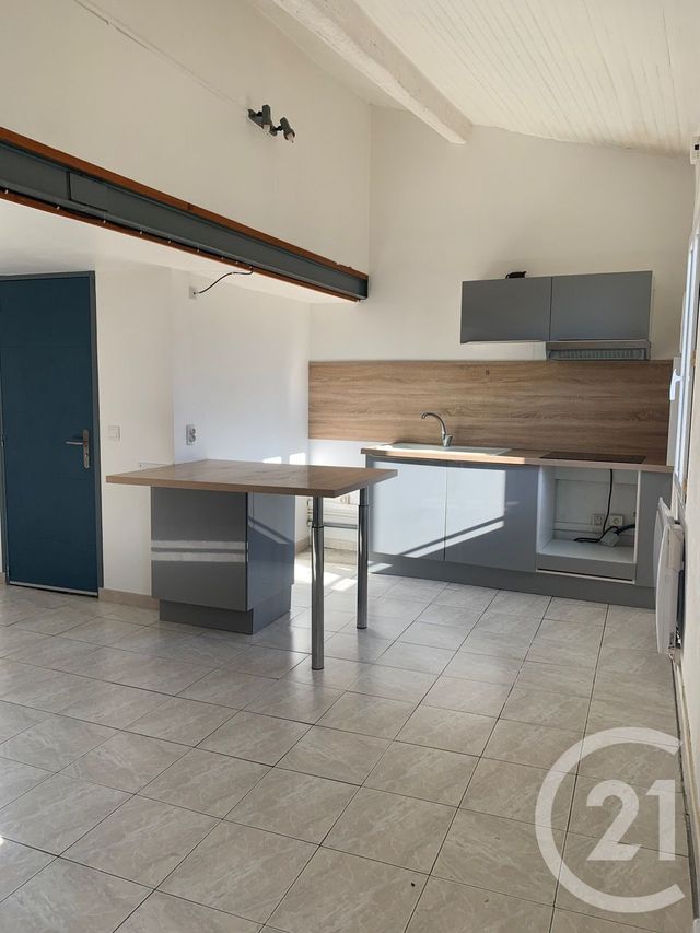 Appartement T1 à louer - 1 pièce - 31.75 m2 - VAUVERT - 30 - LANGUEDOC-ROUSSILLON - Century 21 Pays De Lunel