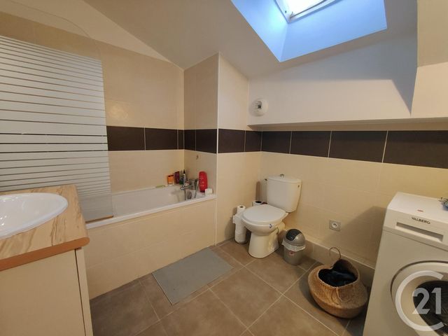 Appartement F3 à louer - 3 pièces - 65.06 m2 - LUNEL - 34 - LANGUEDOC-ROUSSILLON - Century 21 Pays De Lunel