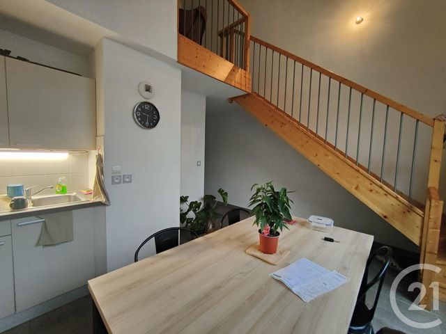 Appartement F3 à louer - 3 pièces - 65.06 m2 - LUNEL - 34 - LANGUEDOC-ROUSSILLON - Century 21 Pays De Lunel