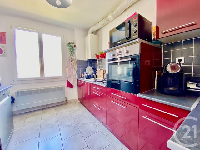Appartement T3 à vendre - 3 pièces - 63.55 m2 - LUNEL - 34 - LANGUEDOC-ROUSSILLON - Century 21 Pays De Lunel