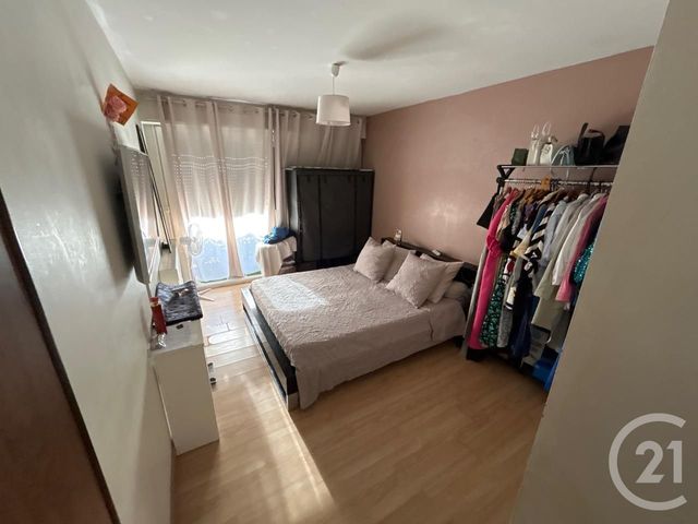 Appartement T3 à vendre - 3 pièces - 63.55 m2 - LUNEL - 34 - LANGUEDOC-ROUSSILLON - Century 21 Pays De Lunel