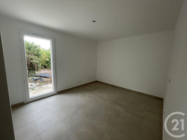 Appartement F3 à vendre - 3 pièces - 82.9 m2 - LUNEL - 34 - LANGUEDOC-ROUSSILLON - Century 21 Pays De Lunel