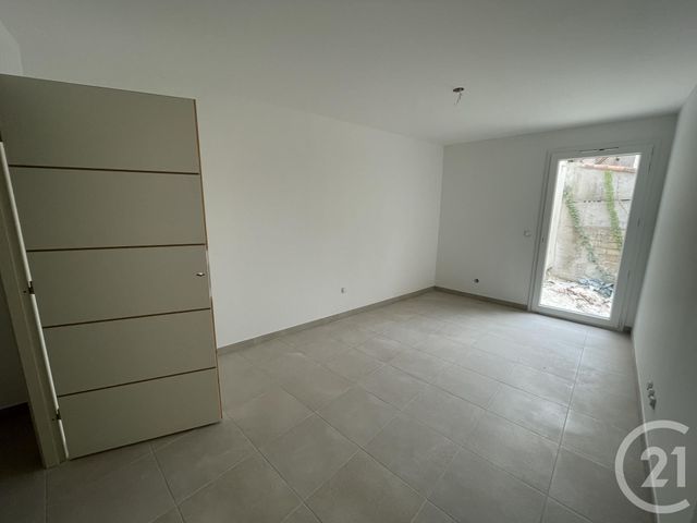 Afficher la photo en grand Appartement F3 à vendre - 3 pièces - 64.64 m2 - LUNEL - 34 - LANGUEDOC-ROUSSILLON - Century 21 Pays De Lunel
