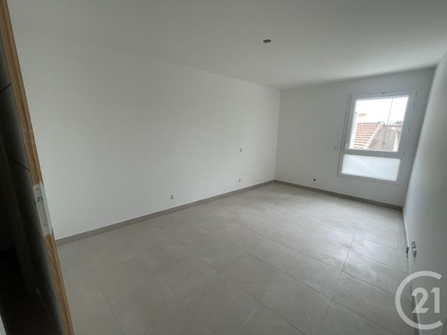 Appartement F3 à vendre - 3 pièces - 64.62 m2 - LUNEL - 34 - LANGUEDOC-ROUSSILLON - Century 21 Pays De Lunel