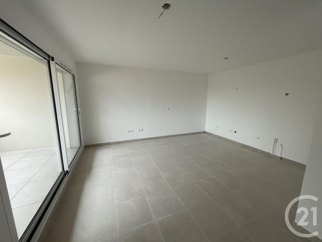 Appartement F3 à vendre - 3 pièces - 64.62 m2 - LUNEL - 34 - LANGUEDOC-ROUSSILLON - Century 21 Pays De Lunel