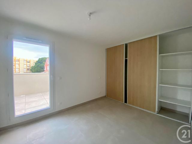 Appartement F3 à vendre - 3 pièces - 55.85 m2 - LUNEL - 34 - LANGUEDOC-ROUSSILLON - Century 21 Pays De Lunel