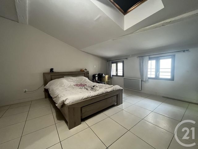 Appartement F2 à vendre - 3 pièces - 65.26 m2 - LUNEL - 34 - LANGUEDOC-ROUSSILLON - Century 21 Pays De Lunel