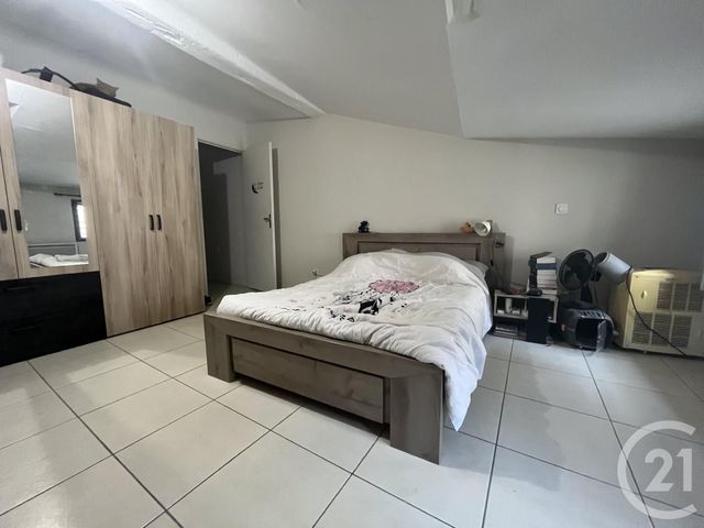 Appartement F2 à vendre - 3 pièces - 65.26 m2 - LUNEL - 34 - LANGUEDOC-ROUSSILLON - Century 21 Pays De Lunel