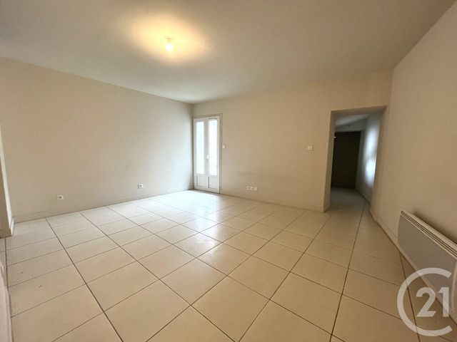 Appartement F2 à vendre - 2 pièces - 45.52 m2 - LUNEL - 34 - LANGUEDOC-ROUSSILLON - Century 21 Pays De Lunel