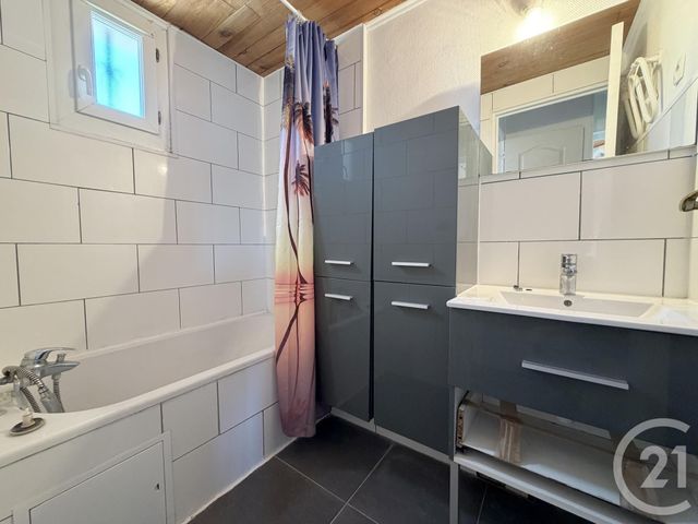 maison à vendre - 5 pièces - 84.59 m2 - LUNEL - 34 - LANGUEDOC-ROUSSILLON - Century 21 Pays De Lunel