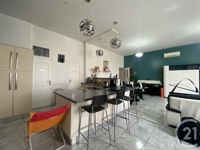 Afficher la photo en grand immeuble à vendre - 440.0 m2 - LUNEL - 34 - LANGUEDOC-ROUSSILLON - Century 21 Pays De Lunel