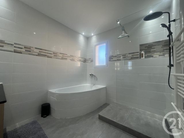 maison à vendre - 8 pièces - 194.0 m2 - LUNEL - 34 - LANGUEDOC-ROUSSILLON - Century 21 Pays De Lunel