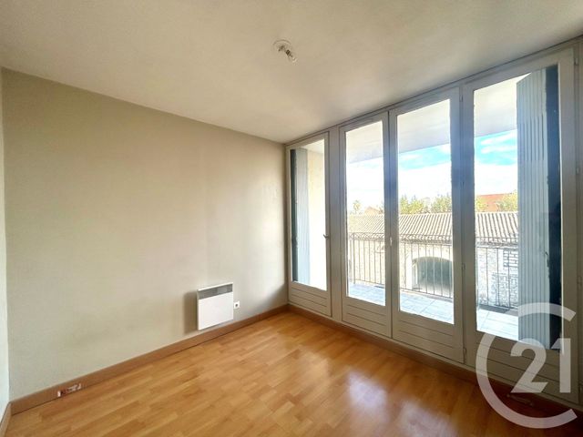 Appartement T2 à vendre - 2 pièces - 35.67 m2 - LUNEL - 34 - LANGUEDOC-ROUSSILLON - Century 21 Pays De Lunel
