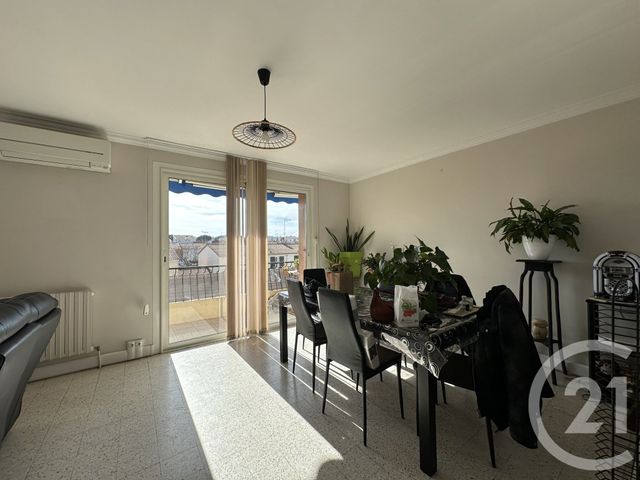 Appartement à louer - 3 pièces - 74.71 m2 - LUNEL - 34 - LANGUEDOC-ROUSSILLON - Century 21 Pays De Lunel
