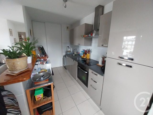 Appartement F3 à vendre - 3 pièces - 58.9 m2 - LUNEL - 34 - LANGUEDOC-ROUSSILLON - Century 21 Pays De Lunel