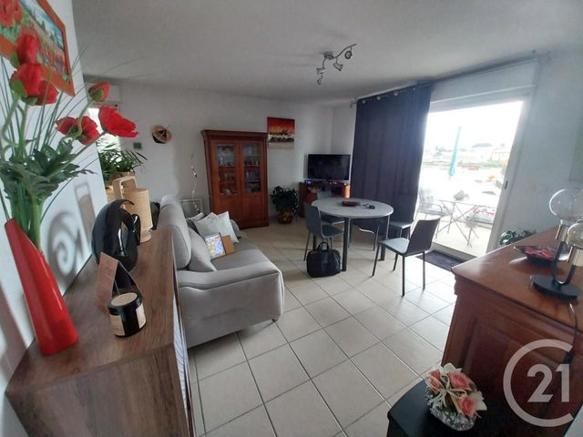 Appartement F3 à vendre - 3 pièces - 58.9 m2 - LUNEL - 34 - LANGUEDOC-ROUSSILLON - Century 21 Pays De Lunel