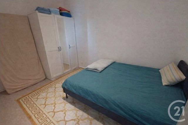 Appartement T3 à vendre - 3 pièces - 60.87 m2 - LUNEL - 34 - LANGUEDOC-ROUSSILLON - Century 21 Pays De Lunel