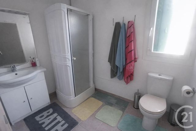 Appartement T3 à vendre - 3 pièces - 60.87 m2 - LUNEL - 34 - LANGUEDOC-ROUSSILLON - Century 21 Pays De Lunel