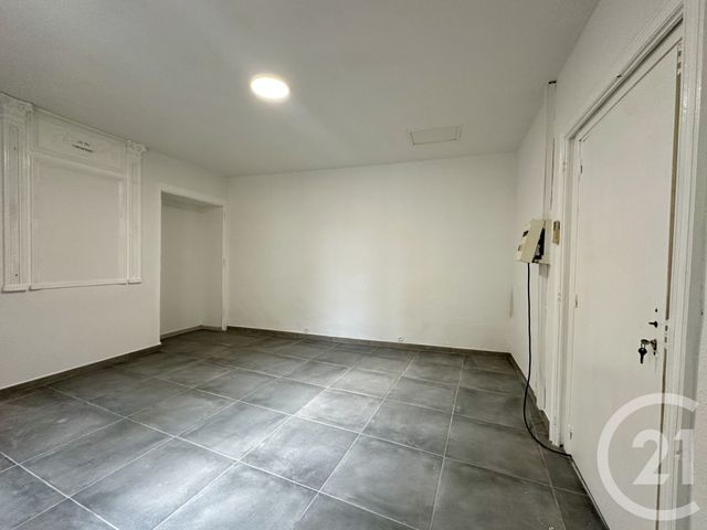 Appartement F2 à louer - 2 pièces - 44.6 m2 - VAUVERT - 30 - LANGUEDOC-ROUSSILLON - Century 21 Pays De Lunel