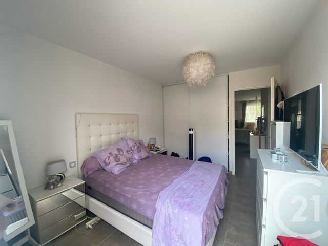Appartement F3 à vendre - 3 pièces - 57.01 m2 - LUNEL - 34 - LANGUEDOC-ROUSSILLON - Century 21 Pays De Lunel