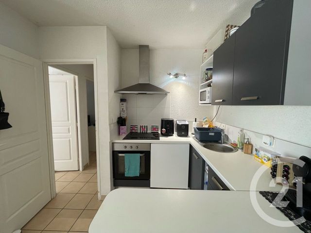 Appartement T3 à vendre - 3 pièces - 65.56 m2 - LUNEL - 34 - LANGUEDOC-ROUSSILLON - Century 21 Pays De Lunel