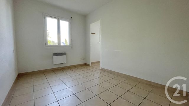 Appartement T3 à vendre - 3 pièces - 65.56 m2 - LUNEL - 34 - LANGUEDOC-ROUSSILLON - Century 21 Pays De Lunel