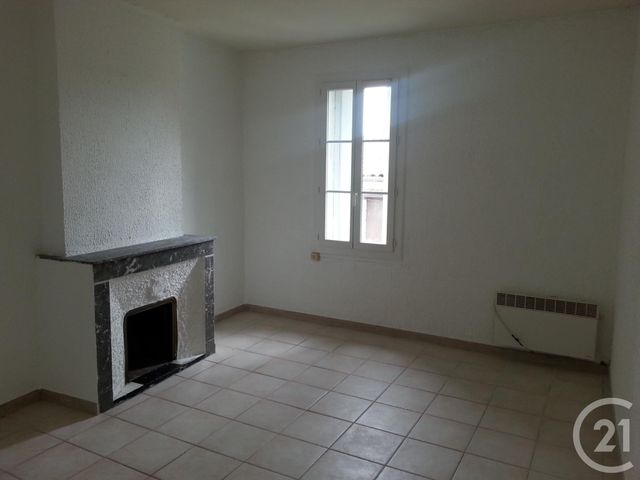 Appartement F3 à louer - 3 pièces - 66.42 m2 - AIGUES MORTES - 30 - LANGUEDOC-ROUSSILLON - Century 21 Pays De Lunel