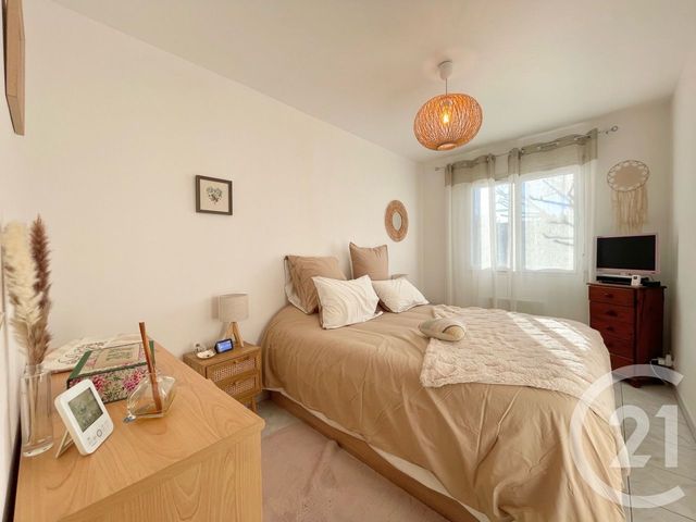 maison à vendre - 4 pièces - 79.23 m2 - LUNEL - 34 - LANGUEDOC-ROUSSILLON - Century 21 Pays De Lunel