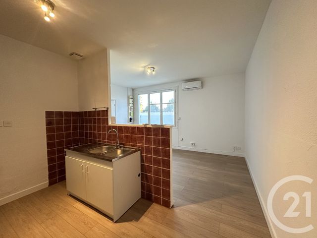 Appartement F3 à louer - 3 pièces - 47.09 m2 - CODOGNAN - 30 - LANGUEDOC-ROUSSILLON - Century 21 Pays De Lunel
