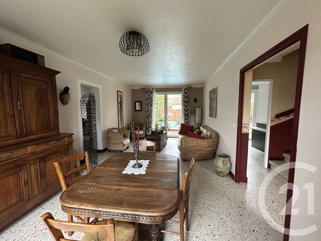 maison à louer - 4 pièces - 102.29 m2 - LUNEL - 34 - LANGUEDOC-ROUSSILLON - Century 21 Pays De Lunel