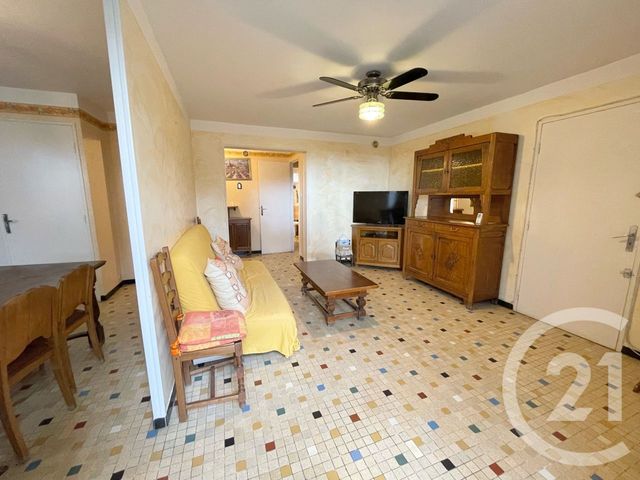 Appartement T3 à vendre - 3 pièces - 70.34 m2 - LUNEL - 34 - LANGUEDOC-ROUSSILLON - Century 21 Pays De Lunel