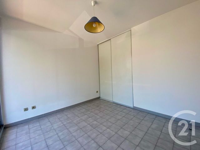 Appartement F3 à vendre - 3 pièces - 53.11 m2 - LUNEL - 34 - LANGUEDOC-ROUSSILLON - Century 21 Pays De Lunel