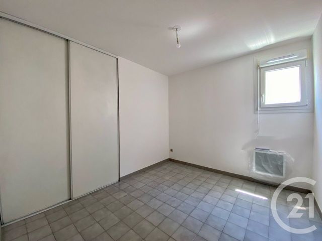 Appartement F3 à vendre - 3 pièces - 53.11 m2 - LUNEL - 34 - LANGUEDOC-ROUSSILLON - Century 21 Pays De Lunel