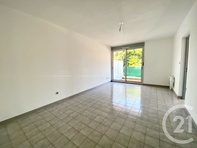 Appartement F3 à vendre - 3 pièces - 53.11 m2 - LUNEL - 34 - LANGUEDOC-ROUSSILLON - Century 21 Pays De Lunel