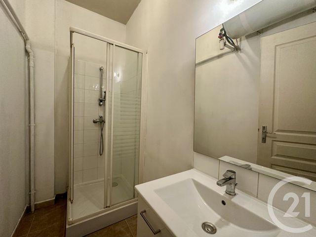 Afficher la photo en grand Appartement Studio à louer - 1 pièce - 31.8 m2 - LUNEL - 34 - LANGUEDOC-ROUSSILLON - Century 21 Pays De Lunel