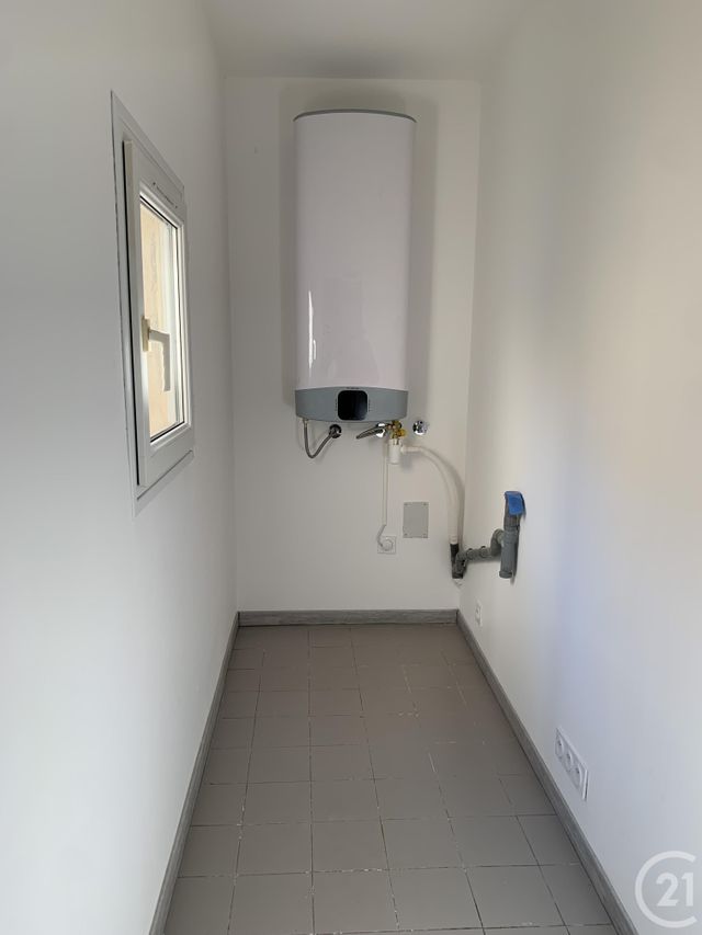 Afficher la photo en grand Appartement F3 à louer - 3 pièces - 48.21 m2 - VAUVERT - 30 - LANGUEDOC-ROUSSILLON - Century 21 Pays De Lunel