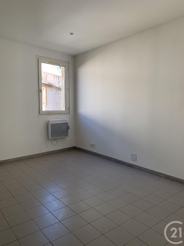 Afficher la photo en grand Appartement F3 à louer - 3 pièces - 48.21 m2 - VAUVERT - 30 - LANGUEDOC-ROUSSILLON - Century 21 Pays De Lunel