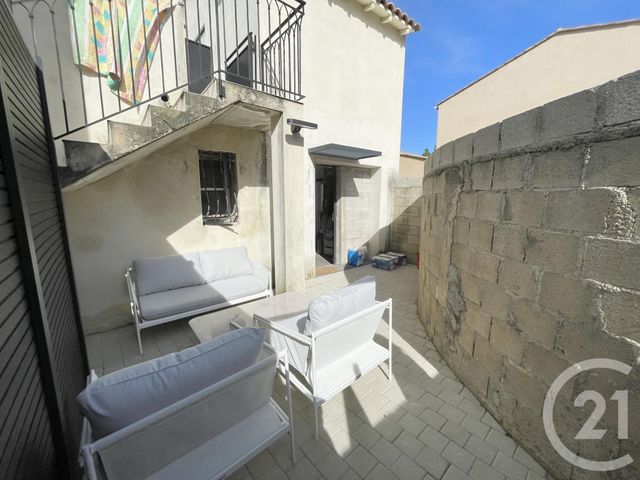 Appartement T2 à vendre - 2 pièces - 40.5 m2 - LUNEL - 34 - LANGUEDOC-ROUSSILLON - Century 21 Pays De Lunel