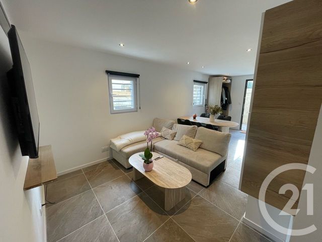 Appartement T2 à vendre - 2 pièces - 40.5 m2 - LUNEL - 34 - LANGUEDOC-ROUSSILLON - Century 21 Pays De Lunel