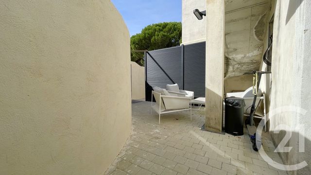 Appartement T2 à vendre - 2 pièces - 40.5 m2 - LUNEL - 34 - LANGUEDOC-ROUSSILLON - Century 21 Pays De Lunel