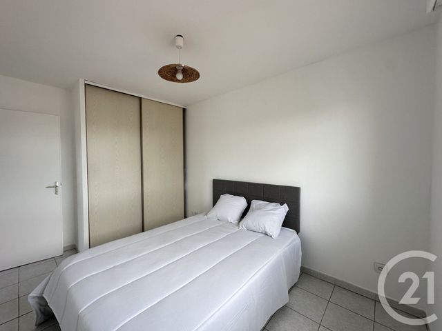 Appartement F2 à louer - 2 pièces - 42.35 m2 - LUNEL - 34 - LANGUEDOC-ROUSSILLON - Century 21 Pays De Lunel