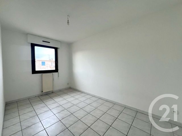 Appartement à vendre - 3 pièces - 60.51 m2 - LUNEL - 34 - LANGUEDOC-ROUSSILLON - Century 21 Pays De Lunel