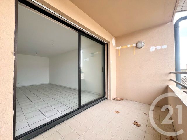 Appartement à vendre - 3 pièces - 60.51 m2 - LUNEL - 34 - LANGUEDOC-ROUSSILLON - Century 21 Pays De Lunel