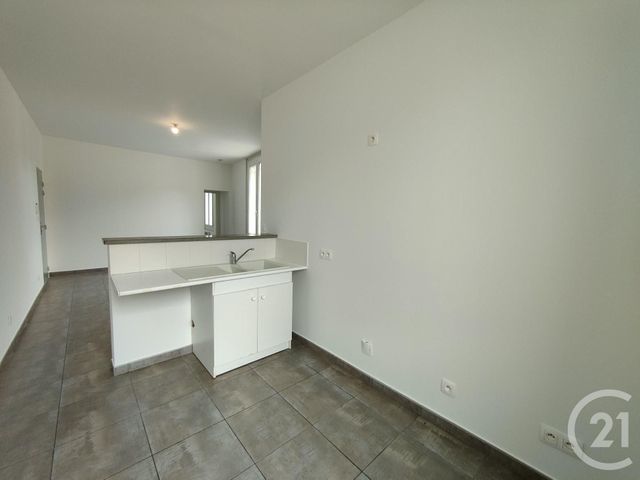 Appartement T2 à louer - 2 pièces - 45.44 m2 - MARSILLARGUES - 34 - LANGUEDOC-ROUSSILLON - Century 21 Pays De Lunel